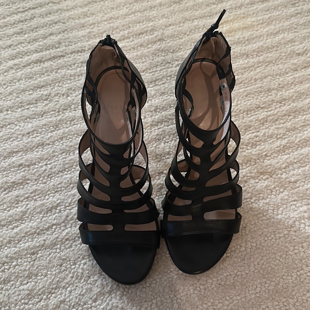 Stuart Weitzman Black Heel - Size 8 - image 2